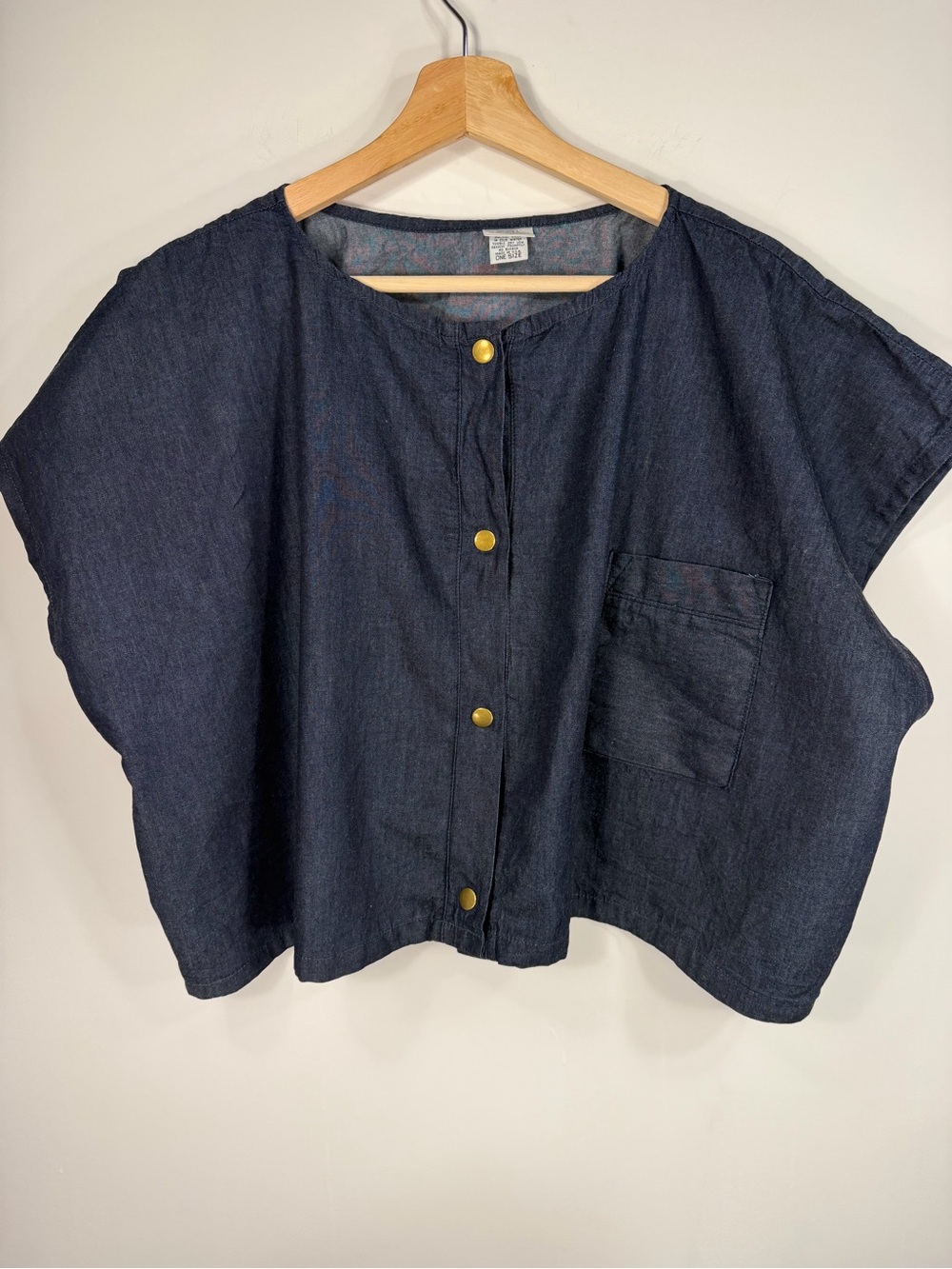 Artist and Revolutionaries Women’s Boxy Navy Snap-Front Top